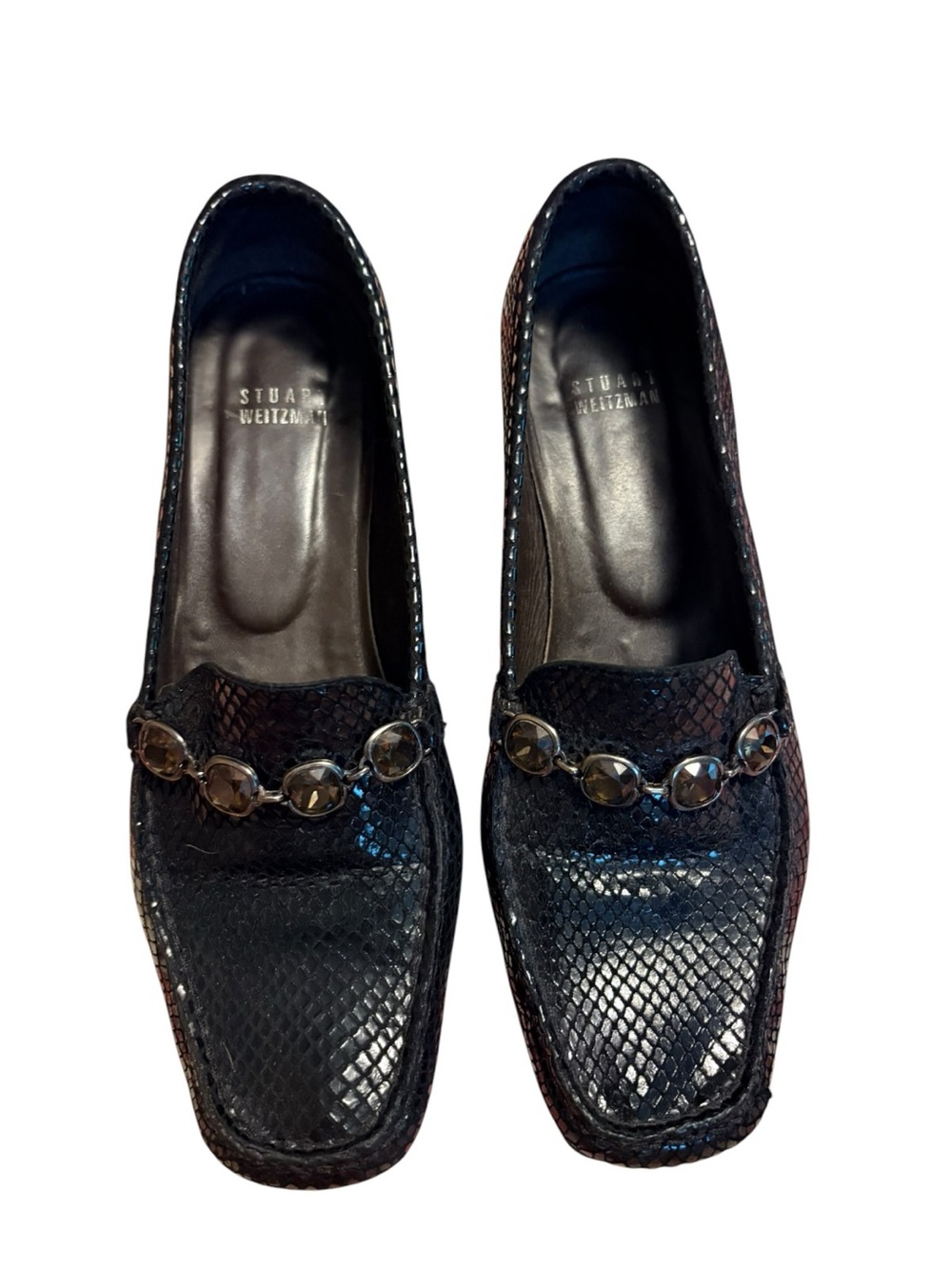 Stuart Weitzman Black Snakeskin Loafers Jeweled Chain 8.5M